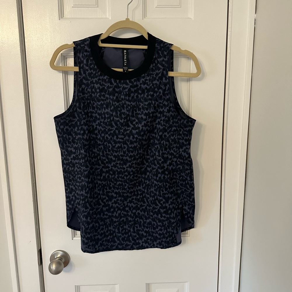 Athleta sleeveless workout top